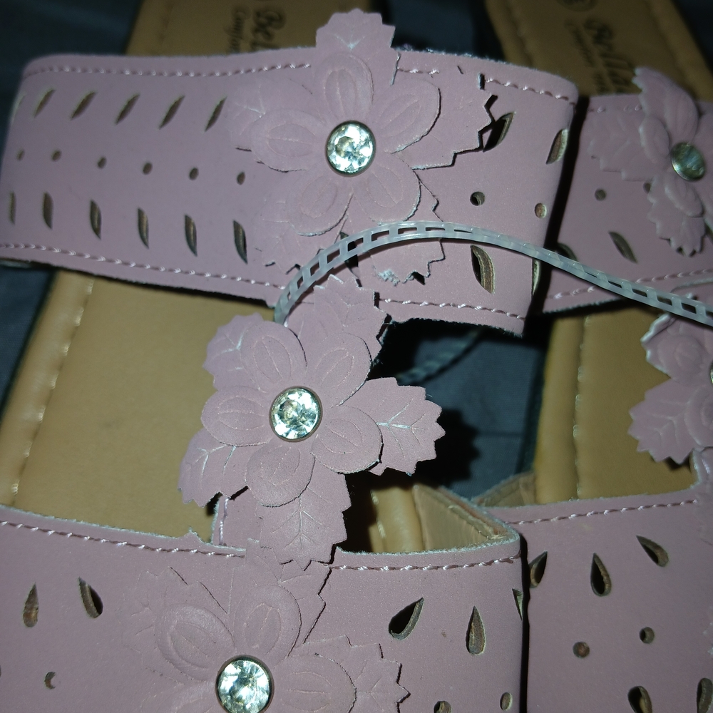 Floral Wedges - Picture 4 of 6